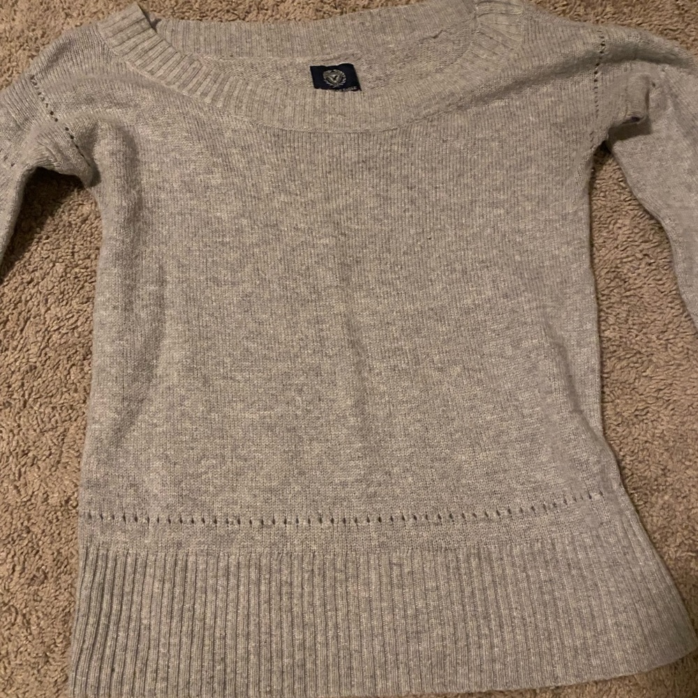 Grey American Eagle sweater.